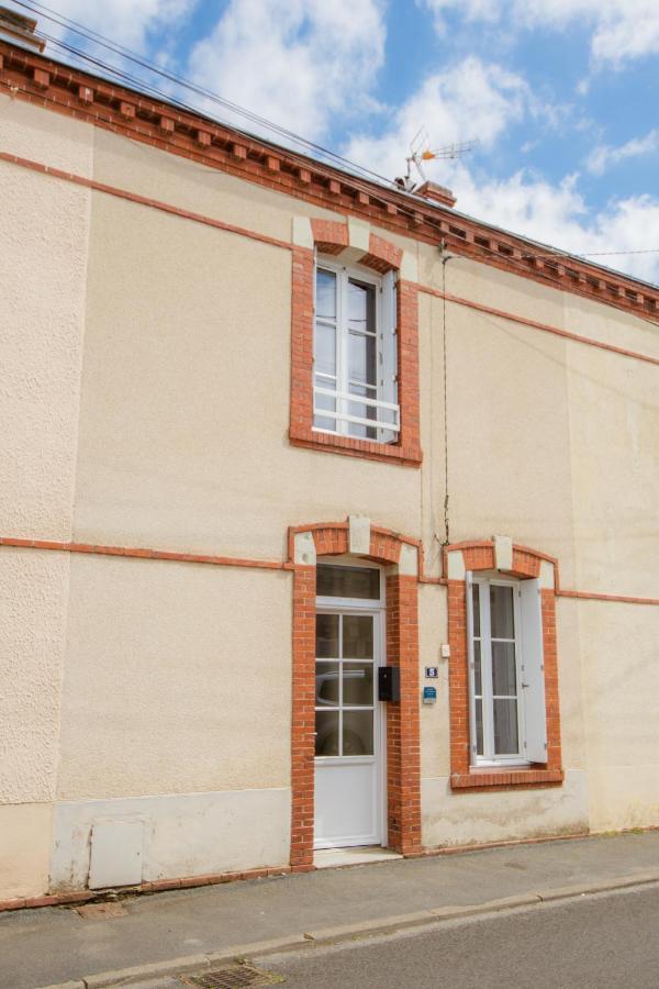 Le Logis A Mimine Villa Montrevault ภายนอก รูปภาพ